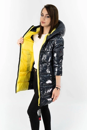 Błyszcząca zimowa kurtka damska grafitowo-żółta (b9545-7007)