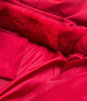 Damska kurtka zimowa z futrzaną stójką czerwona (5M769-270)