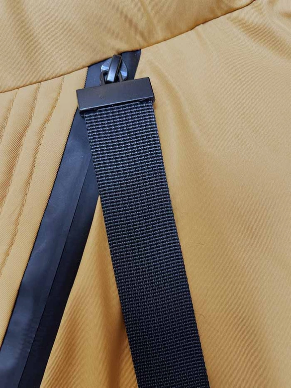 Damska kurtka zimowa z kapturem żółta (5M732-254)