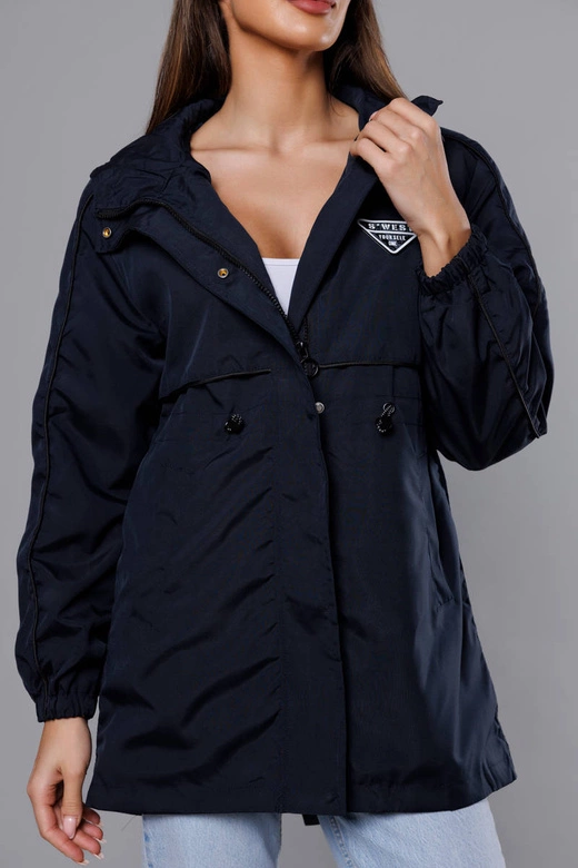 Cienka kurtka damska na podszewce granatowa (B8119-3)