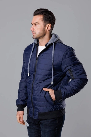 Męska kurtka bomberka z dresowym kapturem granatowa (8M985-215)