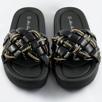 Damskie klapki plecione z łańcuszkiem czarne (ae120)