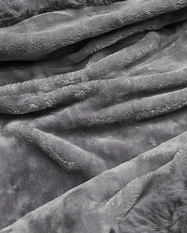 Damska kurtka jeansowa na futrzanej podszewce czarny/szary (R8068-109)