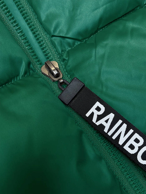 Krótki bezrękawnik damski ze stójką zielony (B8158-82)