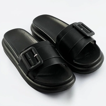 Damskie klapki z klamrą czarne (xa136)