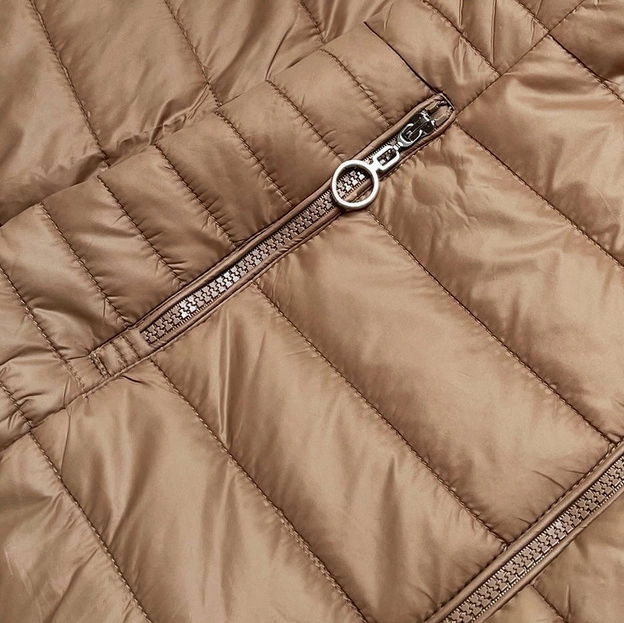 CIENKA KURTKA DAMSKA ZE STÓJKĄ BRĄZOWA (BH-2006)