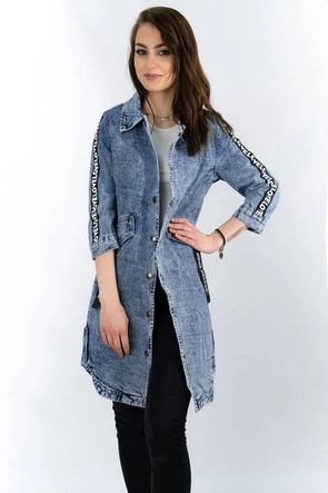 Luźna damska jeansowa kurtka/narzutka niebieska (c101)