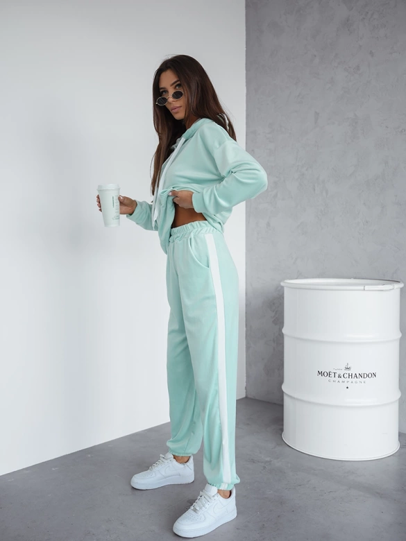 Welurowy komplet dresowy z lampasami miętowy (508)
