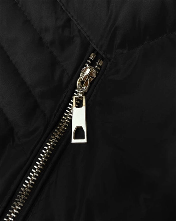Pikowana przejściowa kurtka damska czarna (5M3162-392)