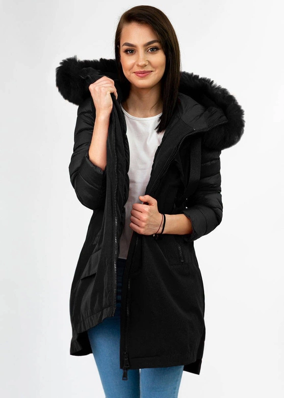 Zimowa kurtka damska z łączonych materiałów czarna (7708)
