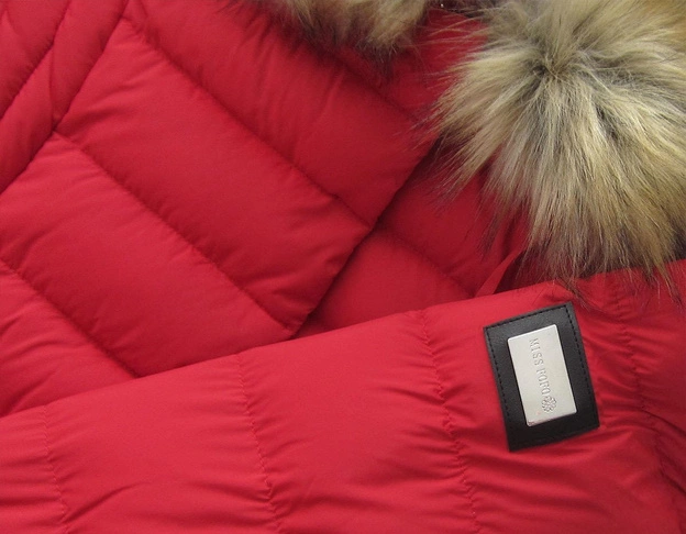 KURTKA ZIMOWA Z KAPTUREM CZERWONA (MODEL18)