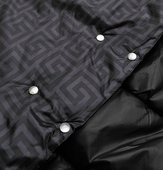 Dwustronna długa kurtka z kapturem czarna/oberżyna (P22-6638-1+1)