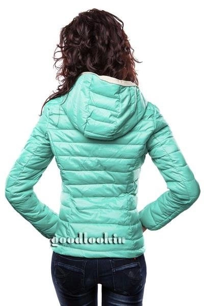 PIKOWANA KURTKA Z KAPTUREM MIĘTOWA JASNA (7107A)