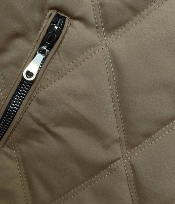 Pikowana kurtka z ozdobnymi ściągaczami oliwkowa (16M9085-84)