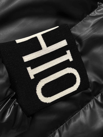 Zimowa kurtka damska ze ściągaczami  czarna (5M3188-392)