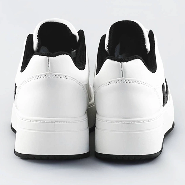 Sznurowane buty sportowe damskie biało-czarne (s070)