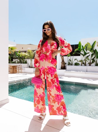 Zestaw wiązana bluzka i szerokie spodnie różowo-beżowy (8175)