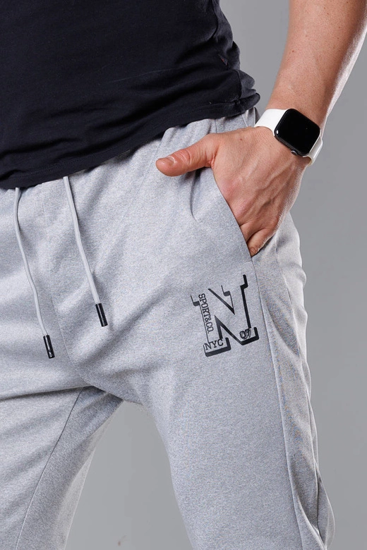 Spodnie dresowe z nadrukiem męskie jasne szare (8K178-2)