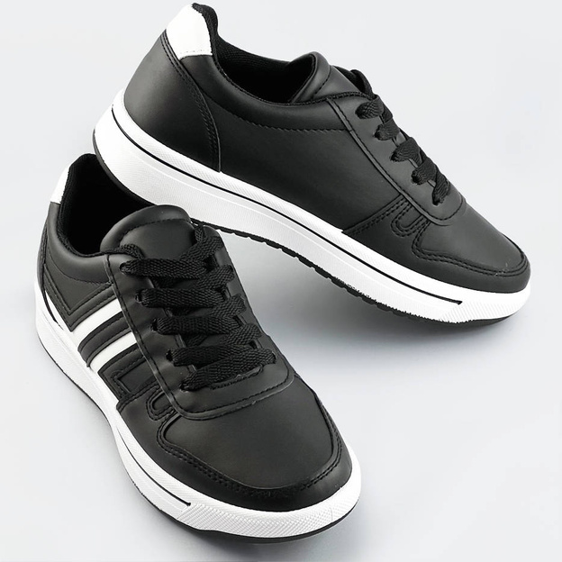 Sportowe buty damskie czarno-białe (ad-587)