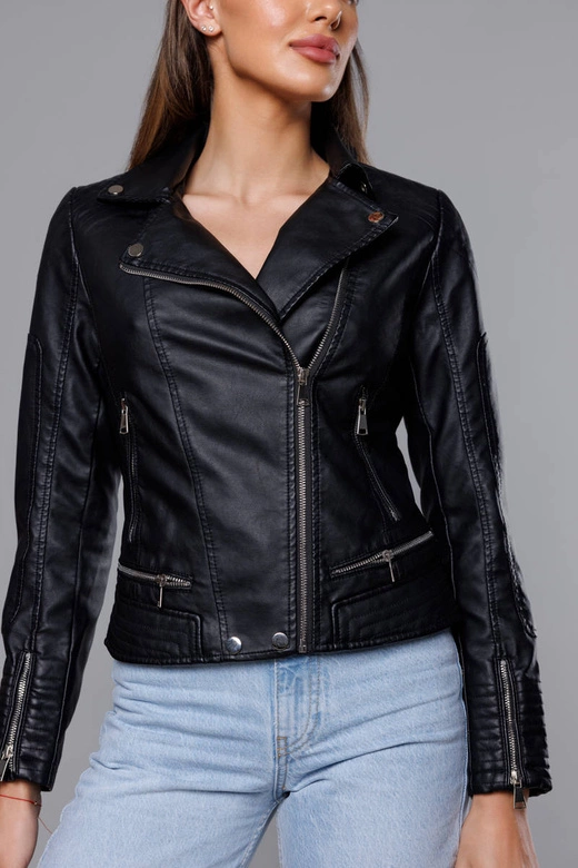 Damska kurtka z ekoskóry czarna (11Z8030)