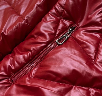 Błyszcząca kurtka zimowa damska czerwona (m-21008)