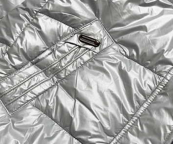 Krótka kurtka zimowa damska w kratkę szara (16m9052-92)