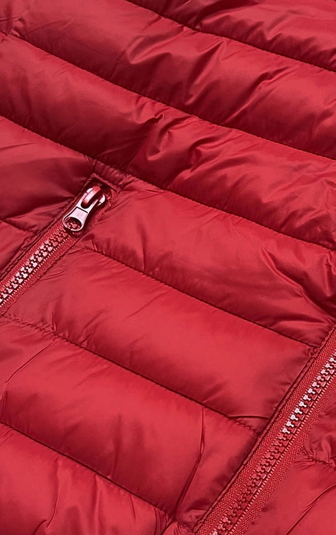PIKOWANA KURTKA DAMSKA CIEMNOCZERWONA (23036-277)