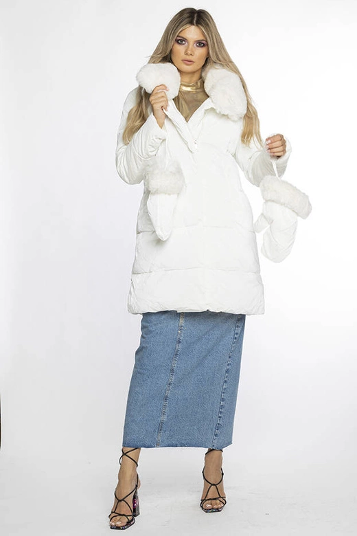 Zimowa kurtka damska z futrzanym kołnierzem i rękawiczkami Ann Gissy biała (AG9-9002)