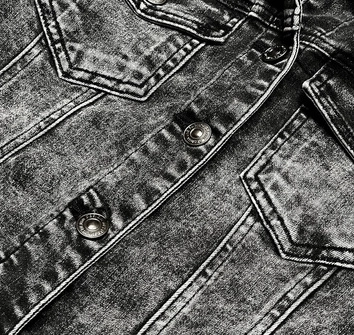 Krótka damska kurtka jeansowa czarna (pop5989-k)