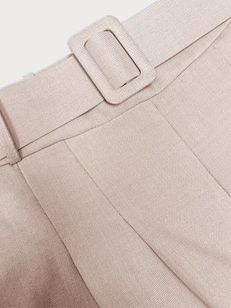 Eleganckie spodnie damskie z paskiem jasny beż (18727)