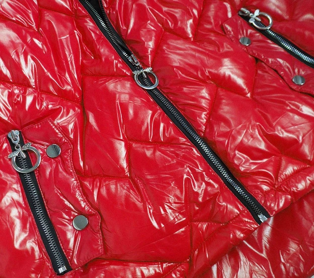 PIKOWANA DAMSKA KURTKA ZIMOWA CZERWONA (B9540)