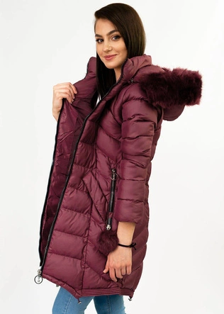 Długa zimowa kurtka damska z odpinanymi rękawami bordowa (w769)