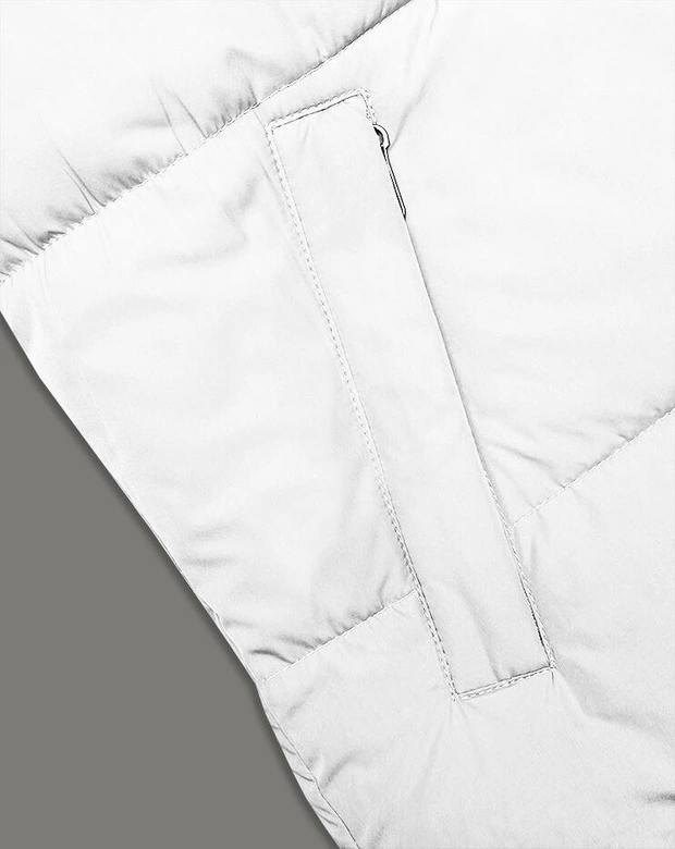 Krótka kamizelka damska z kapturem j.style biało-czarna (16M9112-281)