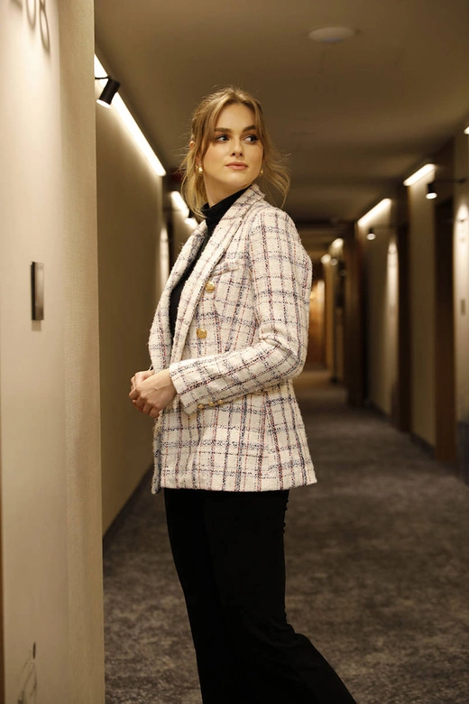 Dwurzędowa marynarka w kratę ecru (AG3-1980)