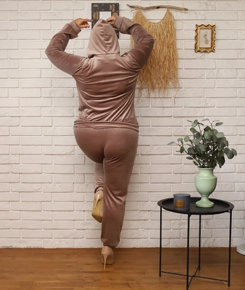 Dres damski z rozpinaną bluzą plus size beżowy (8216)