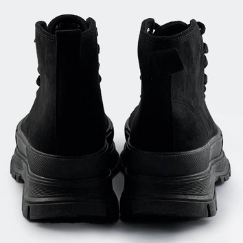 Wysokie trampki z imitacji zamszu czarne (ad-402)