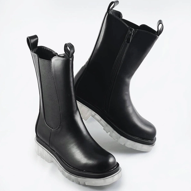 Botki z transparentną podeszwą czarne (om717)