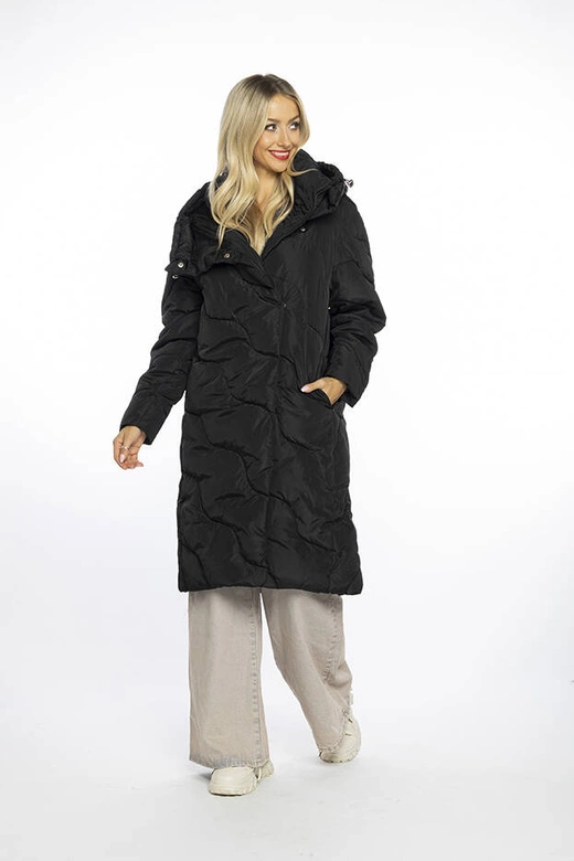 Luźna kurtka damska z ozdobnym pikowaniem Ann Gissy czarna (AG1-J9161)