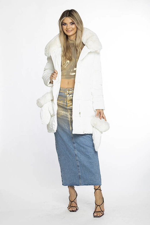 Zimowa kurtka damska z futrzanym kołnierzem i rękawiczkami Ann Gissy biała (AG9-9002)