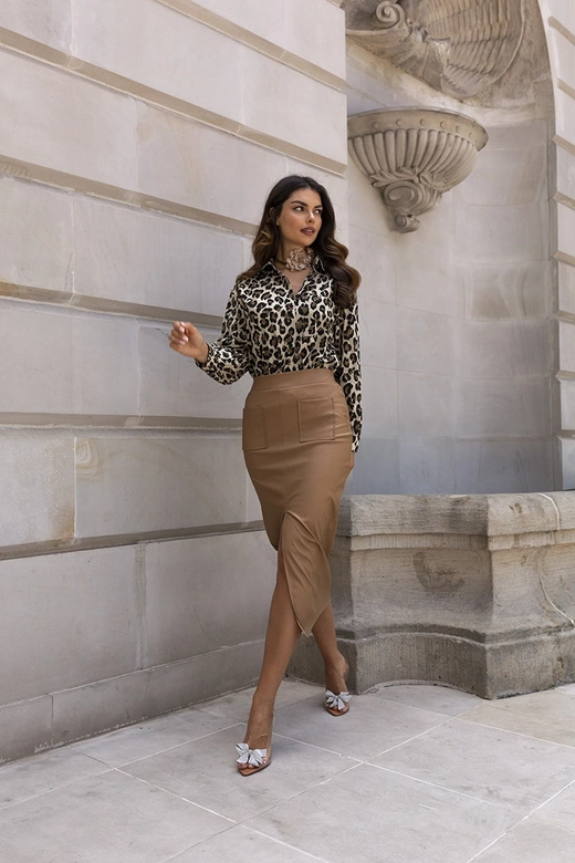 Ołówkowa spódnica z ekoskóry camel (82104)