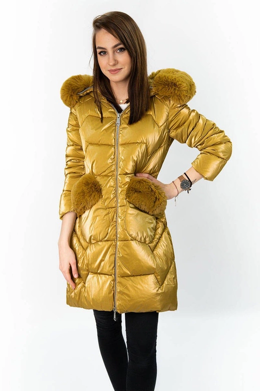 Pikowana damska kurtka zimowa złota (f180)