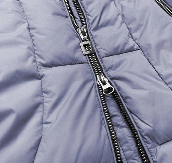 PIKOWANA DAMSKA KURTKA ZIMOWA Z KAPTUREM WRZOSOWA (7690BIG)