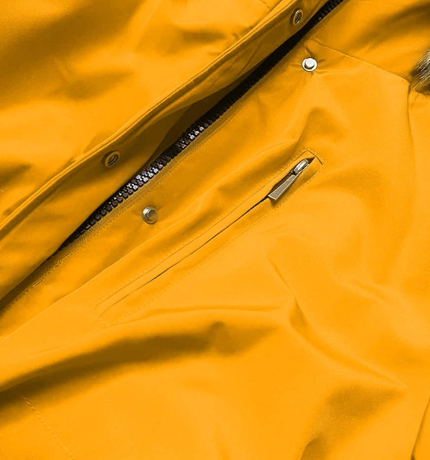 ZIMOWA KURTKA DAMSKA Z FUTRZANĄ PODSZEWKĄ ŻÓŁTY-BEŻ (W558)