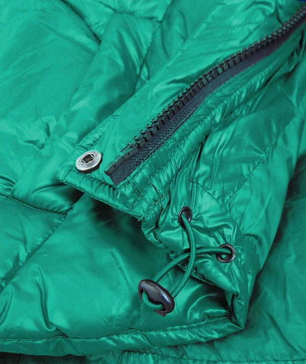 DAMSKA KURTKA PIKOWANA Z ODPINANYM KAPTUREM ZIELONA (7564)