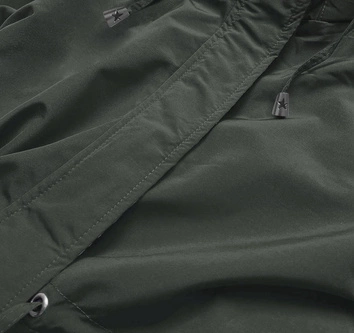 Cienka parka z ozdobnym wykończeniem army (16M9068-136)