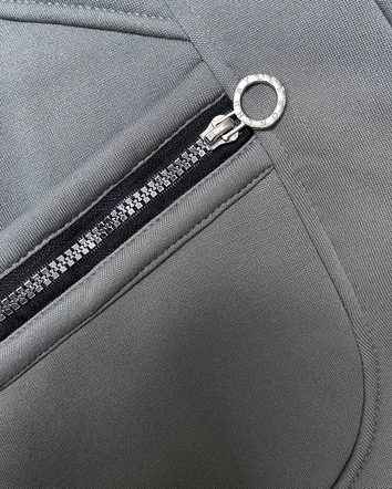 Damska bluza ze swetrowym kapturem szarozielona (AMG-312A)