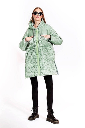 Oversizowa pikowana kurtka damska z kapturem miętowa (ag5-010)