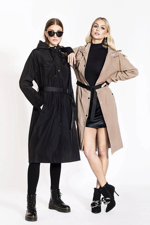 Długi płaszcz z paskiem beżowy (AG5-019)