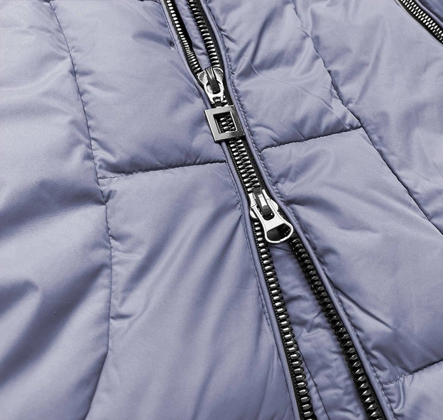 PIKOWANA DAMSKA KURTKA ZIMOWA Z KAPTUREM WRZOSOWA (7690BIG)