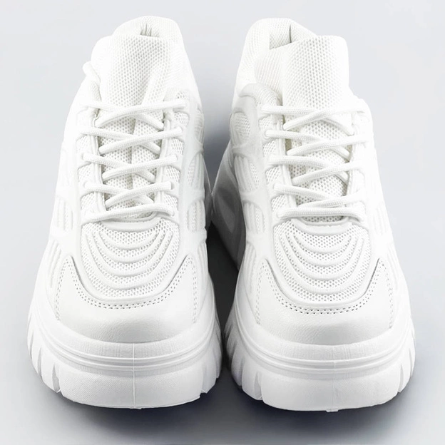 SPORTOWE BUTY DAMSKIE NA PLATFORMIE BIAŁE (S222)